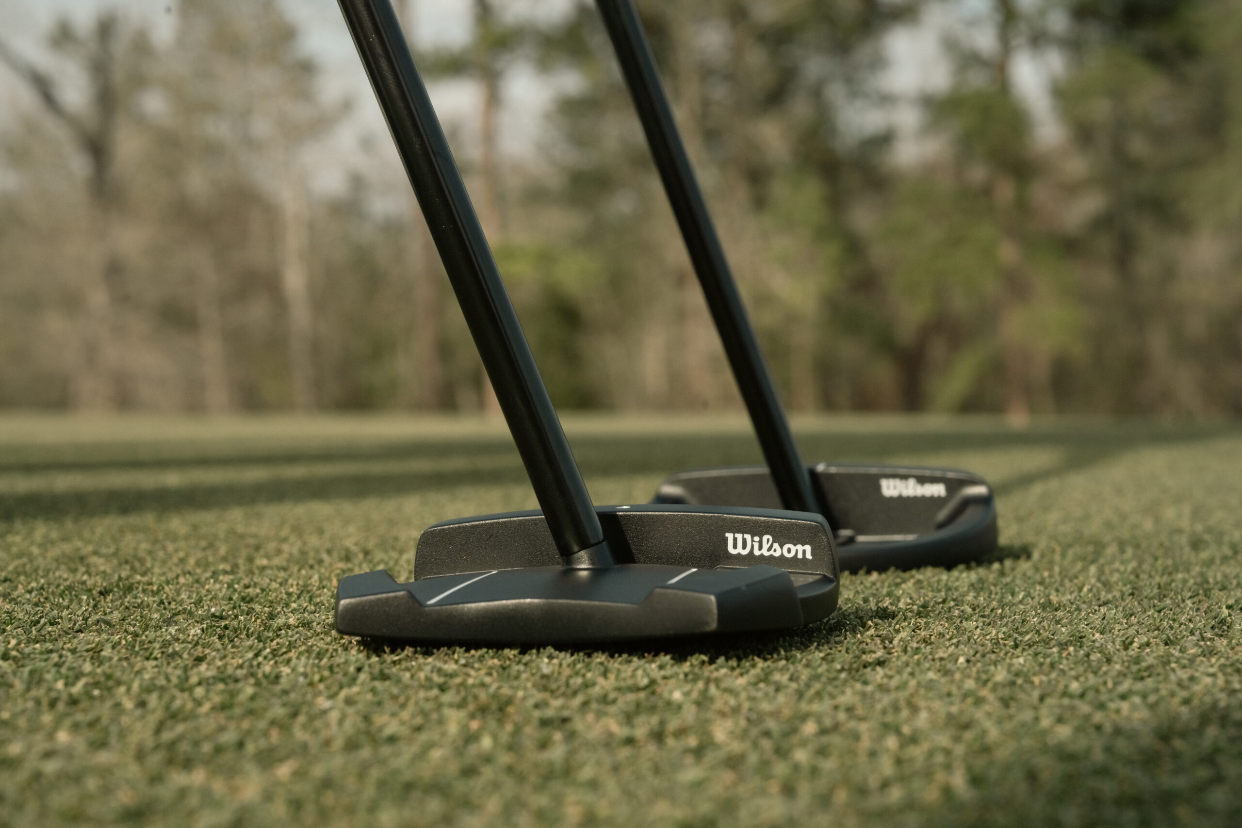 a close up look of the wilson infinite zt putters
