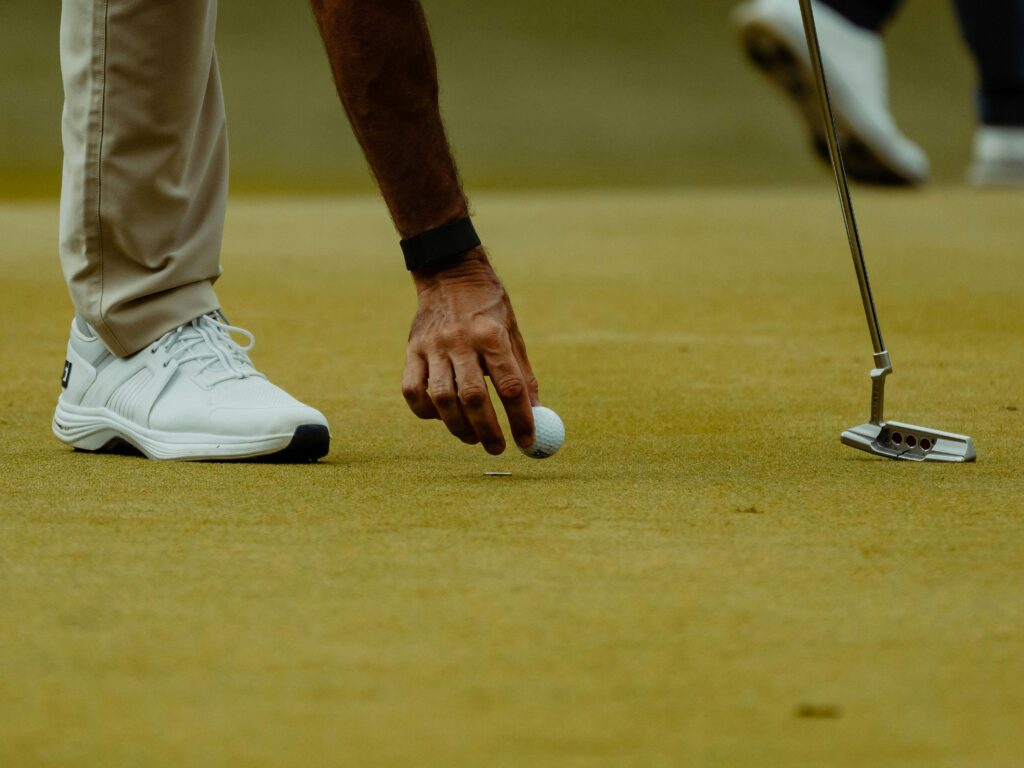 what do the greens at the masters teach beginners about how to control their putting