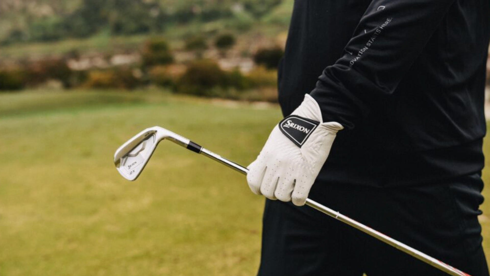 Echavarria Triumphs with the srixon zxi 7 irons