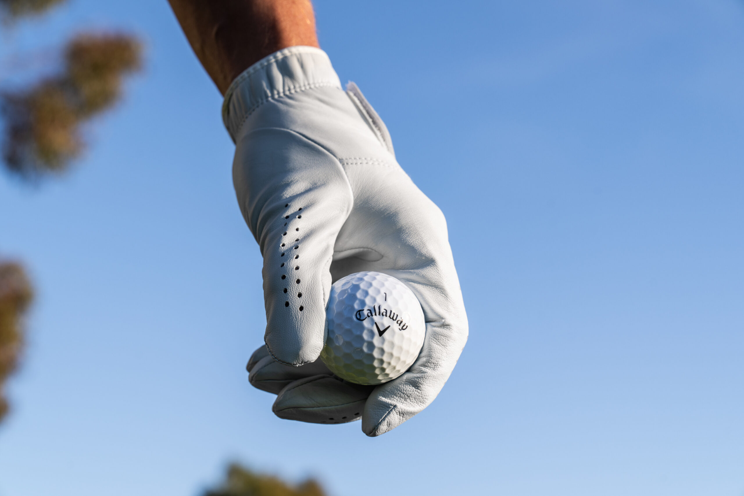 Golfer holding Callaway Supersoft