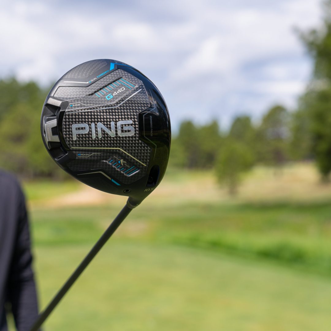 a close up of the ping g440k driver, with plenty of options to make it easy with How to Choose the Right Golf Clubs (Complete Buying Guide)