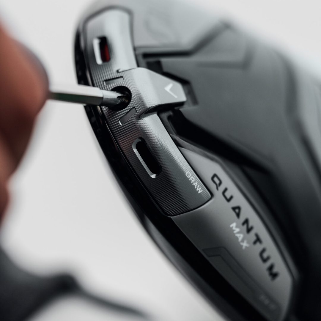 a real close up view of the callaway quantum max driver, with plenty of options to make it easy with How to Choose the Right Golf Clubs (Complete Buying Guide)How to Choose the Right Golf Clubs (Complete Buying Guide)